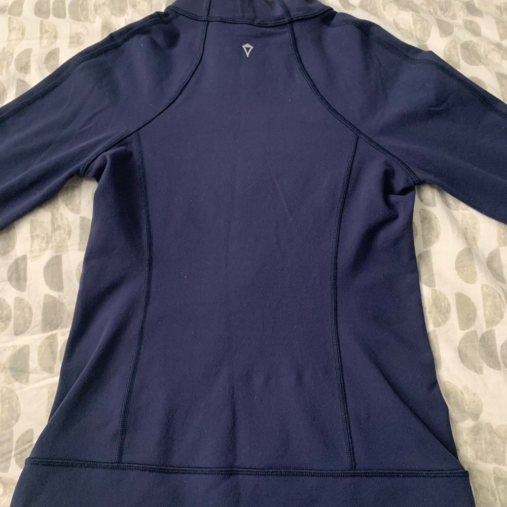lululemon jacket - Picture 3 of 3